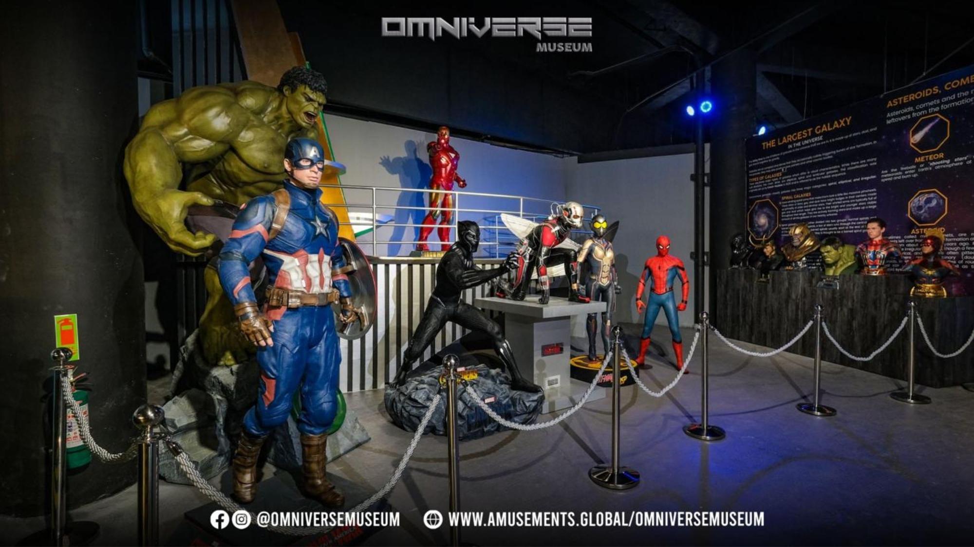 Holiday Inn & Suites Makati By Ihg Μακάτι Εξωτερικό φωτογραφία Marvel Super Heroes